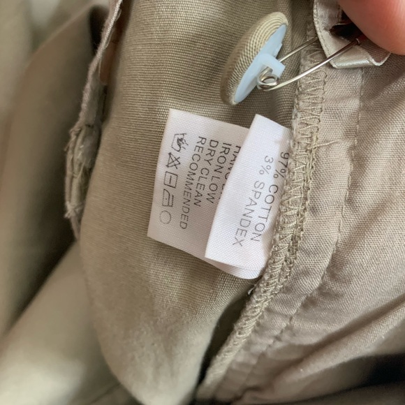 Yume soft light khaki colored shorts - Picture 2 of 7